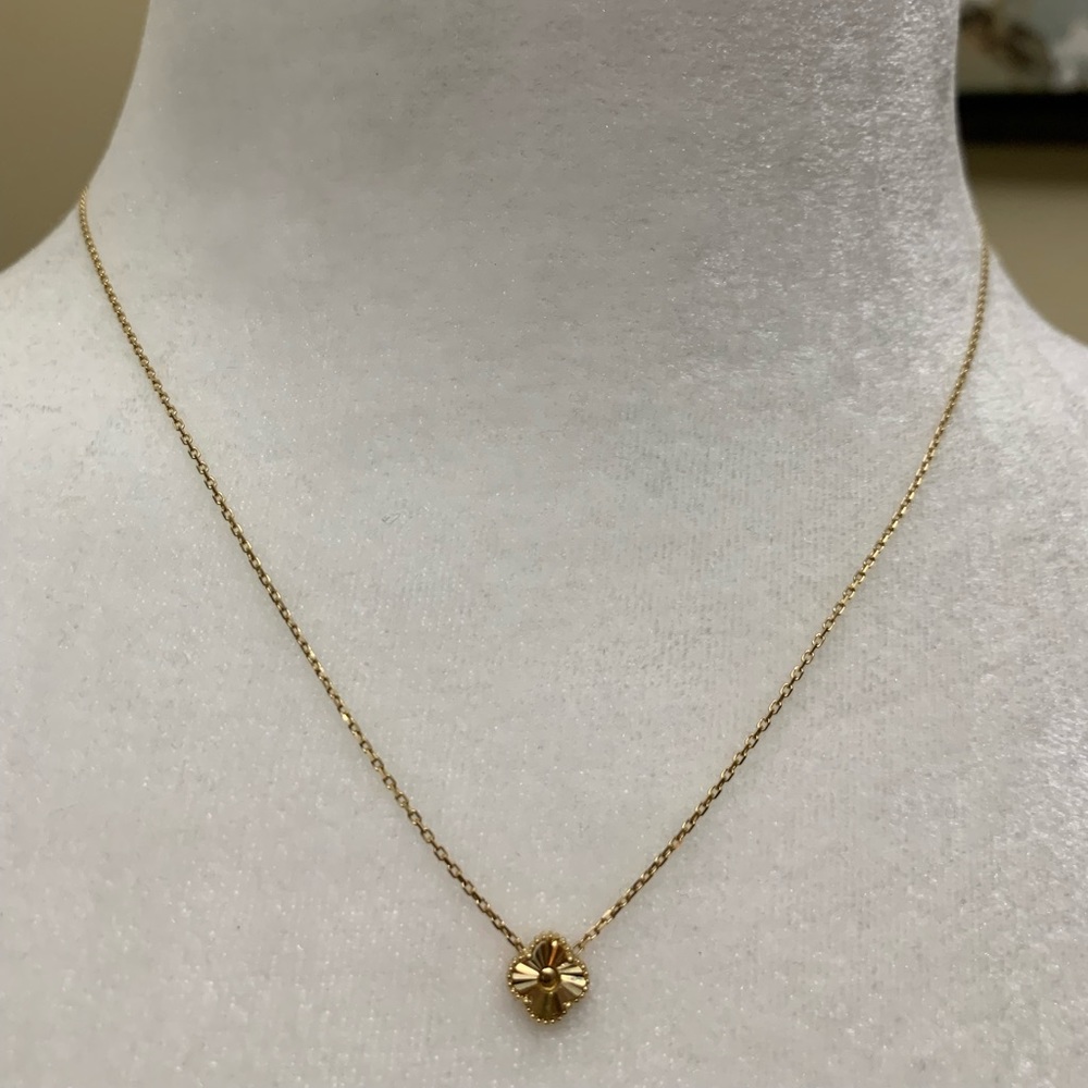 18k yellow gold necklace